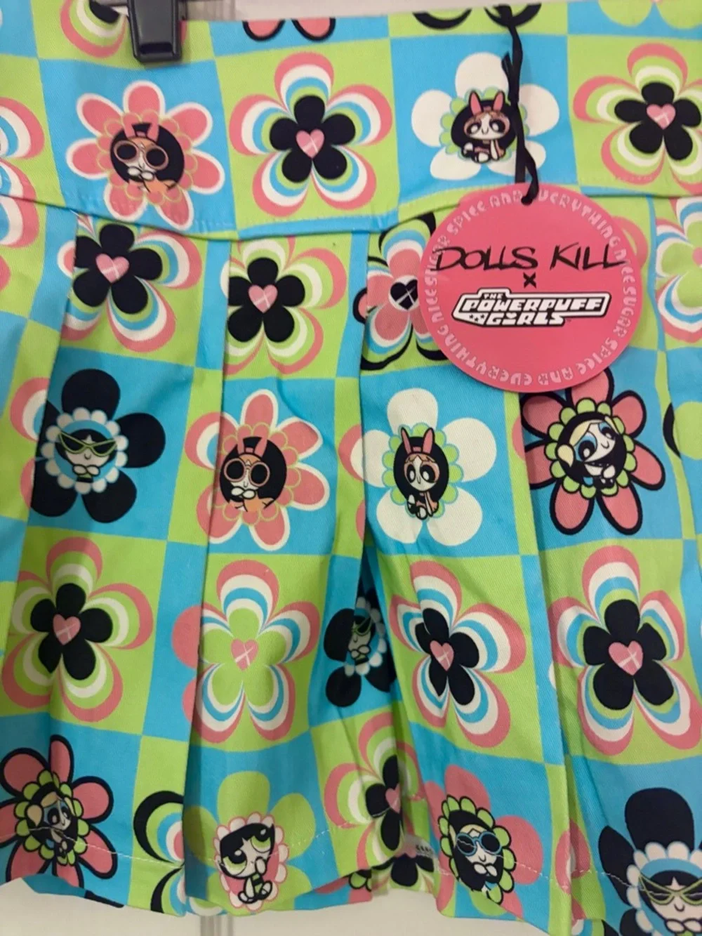 NWT - DOLLS KILL X THE POWERPUFF GIRLS POWER OF THE FLOWER MINI SKIRT
- S or M - Picture 4 of 10